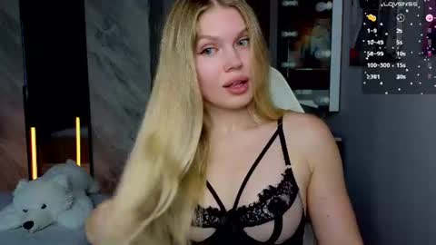 Caroline online show from 07-26-26, 08:21