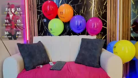 starlight_mature11_aws online show from 03-01-26, 04:25