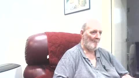 Starmansteve2708 online show from 10-27-25, 07:40