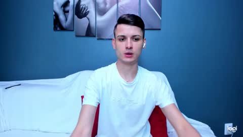 Snapshot of stashott69 chatting on 12-22-24, 12:38 STAS online show from 12-22-24, 12:38