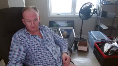 Snapshot of steakman007 chatting on 02-09-25, 08:24 Steakman online show from 02-09-25, 08:24