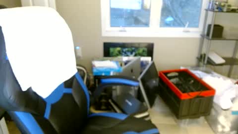 Snapshot of steakman007 chatting on 11-04-25, 12:48 Steakman online show from 11-04-25, 12:48