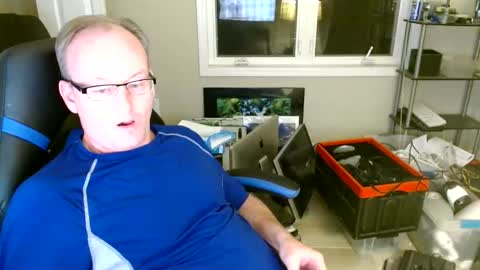 Snapshot of steakman007 chatting on 11-18-25, 03:45 Steakman online show from 11-18-25, 03:45