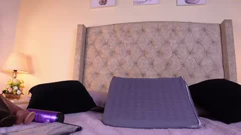 Snapshot of stefa_rosse chatting on 06-09-26, 07:03 stefa_rosse online show from 06-09-26, 07:03