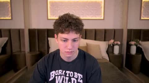 Esrefan online show from 02-13-26, 07:32