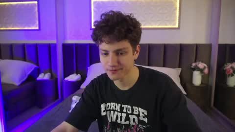 Esrefan online show from 04-24-26, 08:33