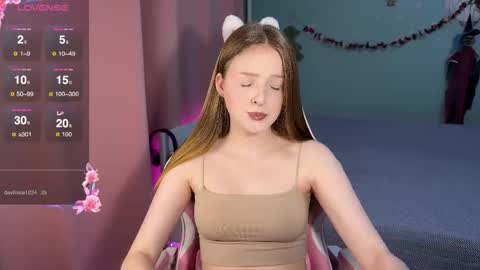 Snapshot of stefaniyaaa chatting on 10-31-25, 06:31 stefa online show from 10-31-25, 06:31