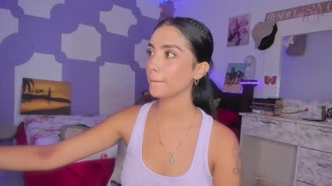 Snapshot of stefanny_pllus chatting on 03-02-25, 07:56 Im MiaIts my first day here online show from 03-02-25, 07:56