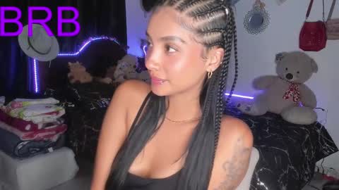 Snapshot of stefanny_pllus chatting on 03-05-25, 12:05 Im MiaIts my first day here online show from 03-05-25, 12:05