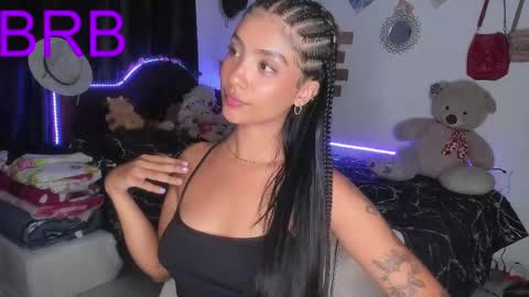 Snapshot of stefanny_pllus chatting on 03-08-25, 03:50 Im MiaIts my first day here online show from 03-08-25, 03:50