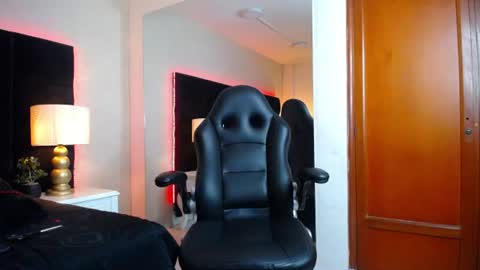 S T E F A N O  online show from 06-25-26, 05:12
