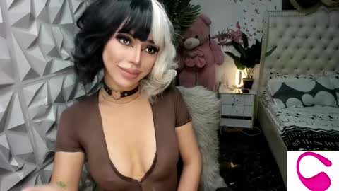 Jane online show from 11-28-25, 06:38