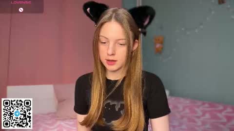 Snapshot of steffi_meoww chatting on 02-01-26, 12:26 STEFI Streams every day from 10 PM GTM1 online show from 02-01-26, 12:26