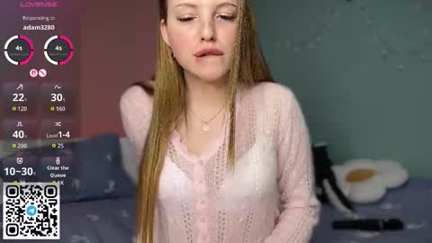 Snapshot of steffi_meoww chatting on 03-14-26, 04:45 STEFI Streams every day from 10 PM GTM1 online show from 03-14-26, 04:45