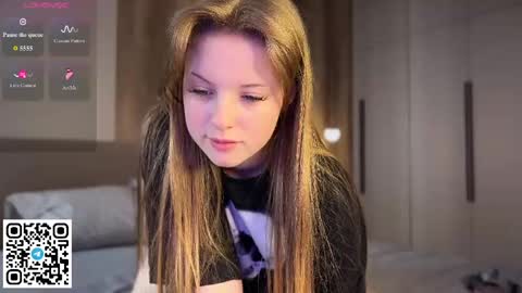 STEFI  Streams every day from 10 PM GTM1  online show from 04-25-26, 07:00