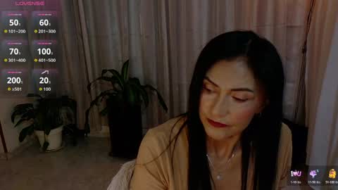 Snapshot of steffy_31 chatting on 05-24-26, 02:05 Steffy online show from 05-24-26, 02:05