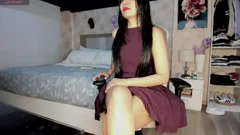 Snapshot of stefi_alizon chatting on 07-18-26, 08:12 Zuly online show from 07-18-26, 08:12