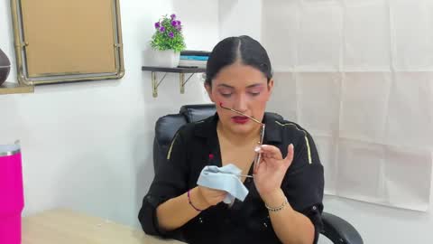 Stefy  online show from 05-05-26, 07:33
