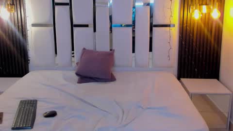 STELA online show from 12-22-25, 02:30