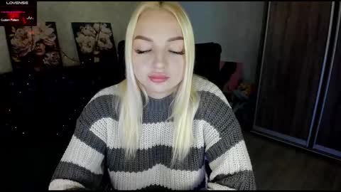 Stella  Cox online show from 10-23-25, 06:23