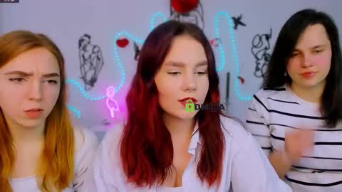 Snapshot of stella_flower chatting on 02-23-26, 12:57 stella_flower online show from 02-23-26, 12:57