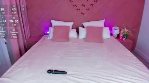 Stella Leee online show from 04-21-26, 11:40