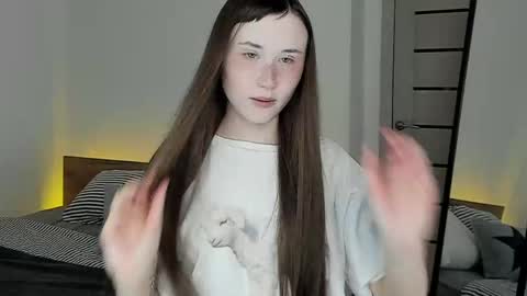 Snapshot of stella_sunny chatting on 05-09-26, 09:31 stella_sunny online show from 05-09-26, 09:31