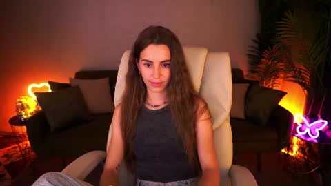 stellahoneywell online show from 06-25-26, 01:15