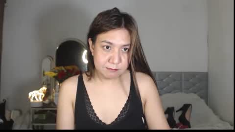 Stella online show from 11-06-25, 04:52