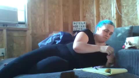 Stella online show from 02-16-26, 10:06