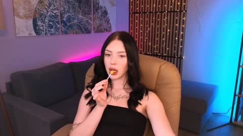 Snapshot of stellary_shy chatting on 12-05-24, 06:33 Stellary online show from 12-05-24, 06:33