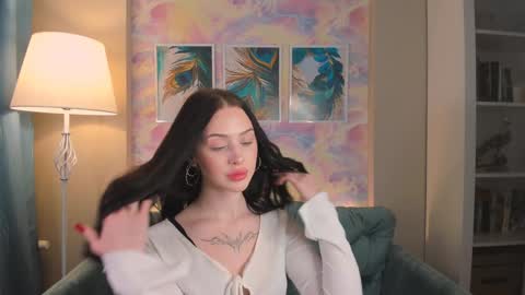 Snapshot of stellary_shy chatting on 12-15-24, 02:59 Stellary online show from 12-15-24, 02:59