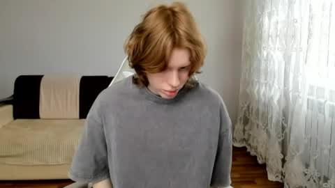 S T E L L A online show from 04-05-26, 09:06