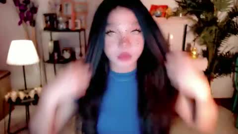 Snapshot of stellaxtemptationx chatting on 01-15-26, 06:44 Stella sweet online show from 01-15-26, 06:44