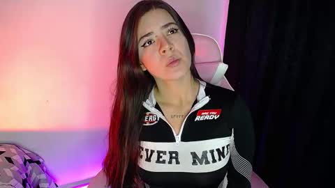 Emma online show from 11-02-25, 08:11