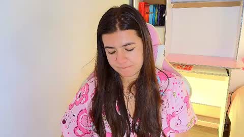 Emma online show from 07-15-26, 10:53