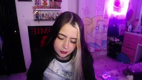 Snapshot of stephani_rousso chatting on 05-15-26, 10:50 joha cosmo online show from 05-15-26, 10:50