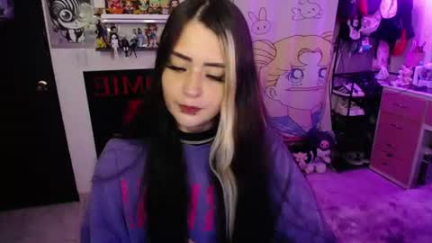 Snapshot of stephani_rousso chatting on 07-24-26, 10:30 joha cosmo online show from 07-24-26, 10:30