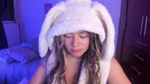 Stephanie  online show from 10-29-25, 12:57