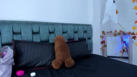 Snapshot of stephanysc chatting on 11-04-25, 11:26 Stefanny online show from 11-04-25, 11:26