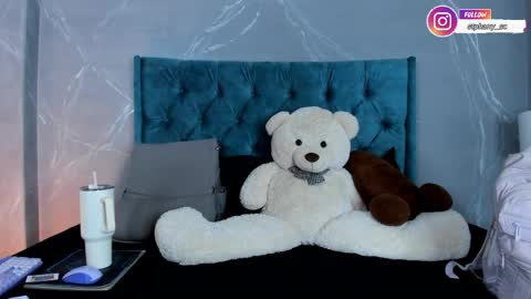 Stefanny online show from 04-16-26, 12:11