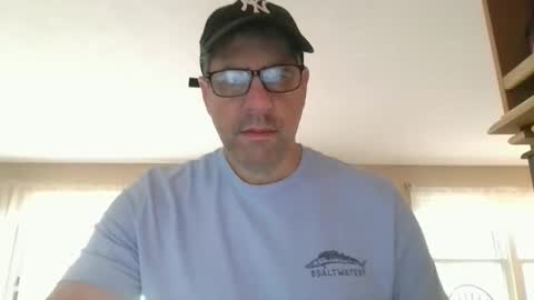 stephenhal9 online show from 10-24-25, 04:25