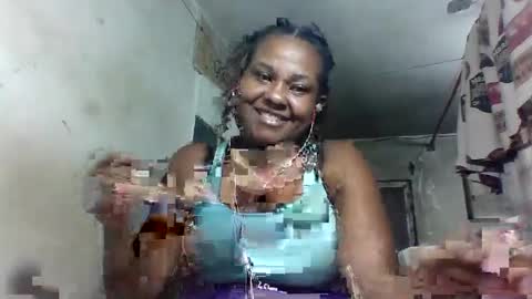 Snapshot of sterina0102 chatting on 02-11-26, 02:22 sterina0102 online show from 02-11-26, 02:22