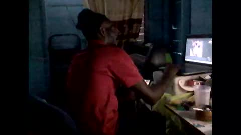 Snapshot of steve6247 chatting on 06-08-26, 10:21 steve6247 online show from 06-08-26, 10:21
