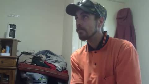 Snapshot of steveaussie chatting on 02-12-25, 08:38 Australian420 online show from 02-12-25, 08:38