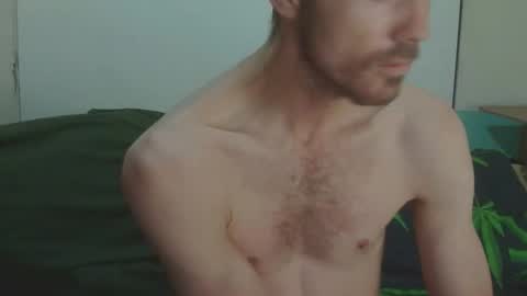 Snapshot of steveaussie chatting on 02-11-26, 05:29 Australian420 online show from 02-11-26, 05:29