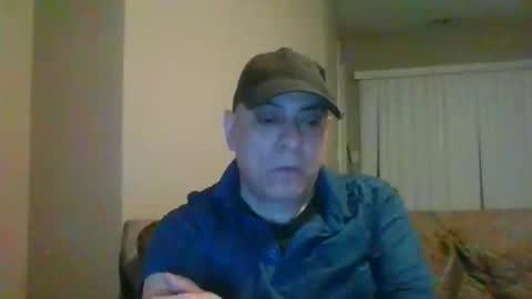 Snapshot of stevecv67 chatting on 11-05-25, 03:06 Steve online show from 11-05-25, 03:06