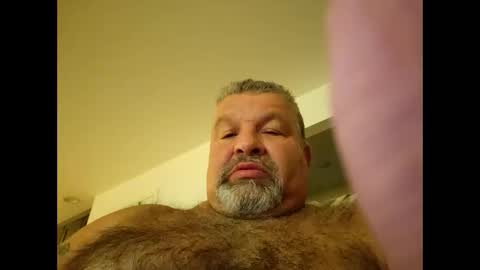 Snapshot of steved6001 chatting on 12-09-24, 01:51 steved6001 online show from 12-09-24, 01:51