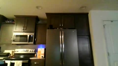 Snapshot of steved6001 chatting on 01-09-25, 02:54 steved6001 online show from 01-09-25, 02:54