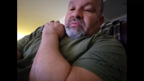 Snapshot of steved6001 chatting on 01-26-25, 01:41 steved6001 online show from 01-26-25, 01:41